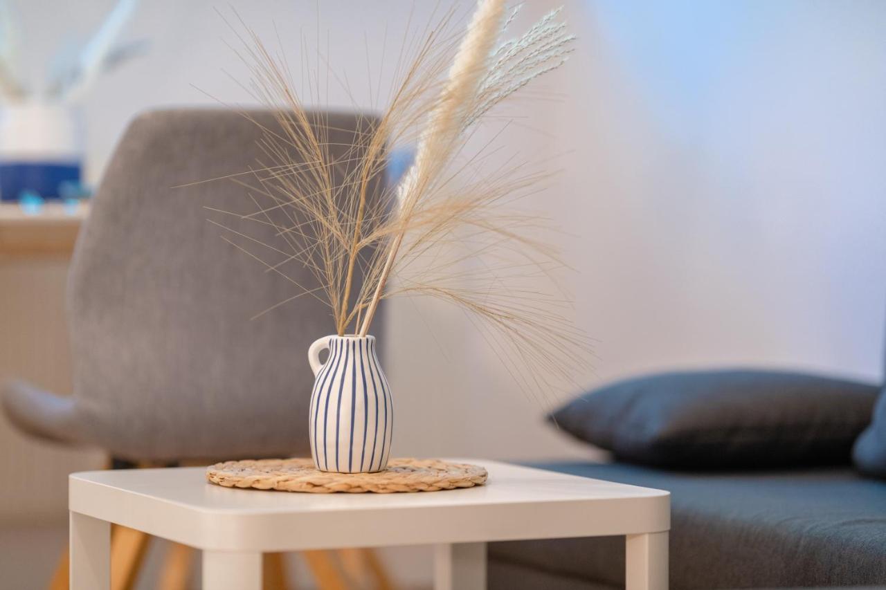 קאסל Stay Awesome - Schonfeld Apartment, Netflix Und Kostenloses Parken מראה חיצוני תמונה